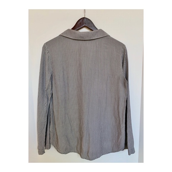 Anthropologie Cloth & Stone Striped Button up - Picture 3 of 3